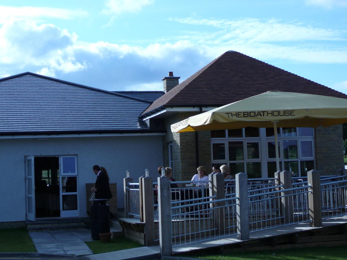 The Boat House Hotel Kilsyth Exterior photo